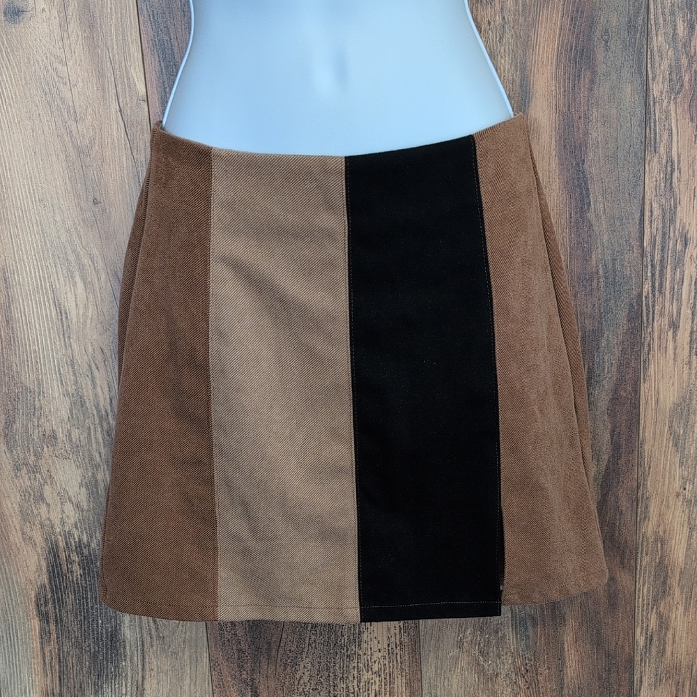 Altar'd State Two-Tone Mini Skirt S                    Q108